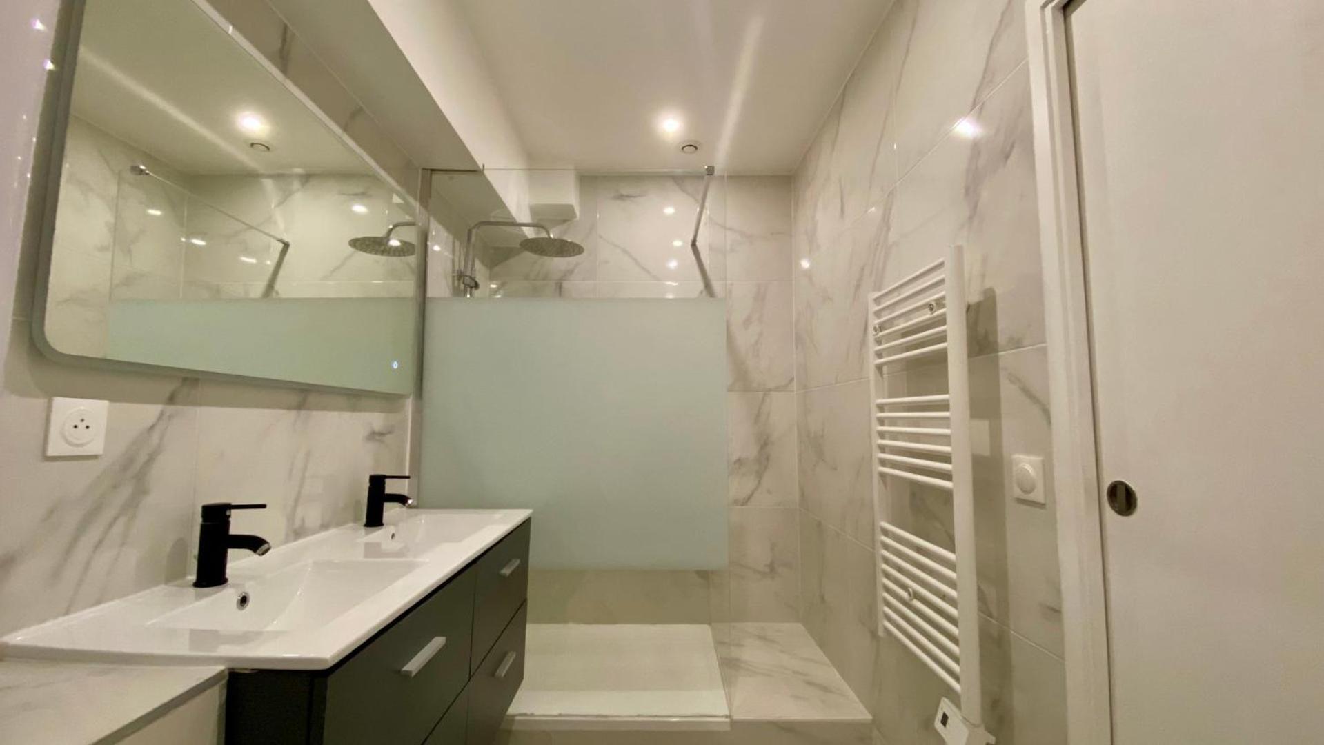 Pois3Ouest - Vast Apartment At Poissonniere 8P Παρίσι Εξωτερικό φωτογραφία